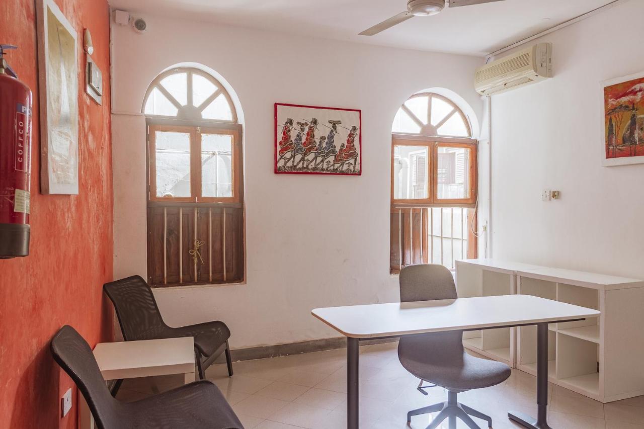 Kelele Square Bed & Breakfast Zanzibar Exterior foto
